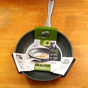 Green Pan 8" frypan